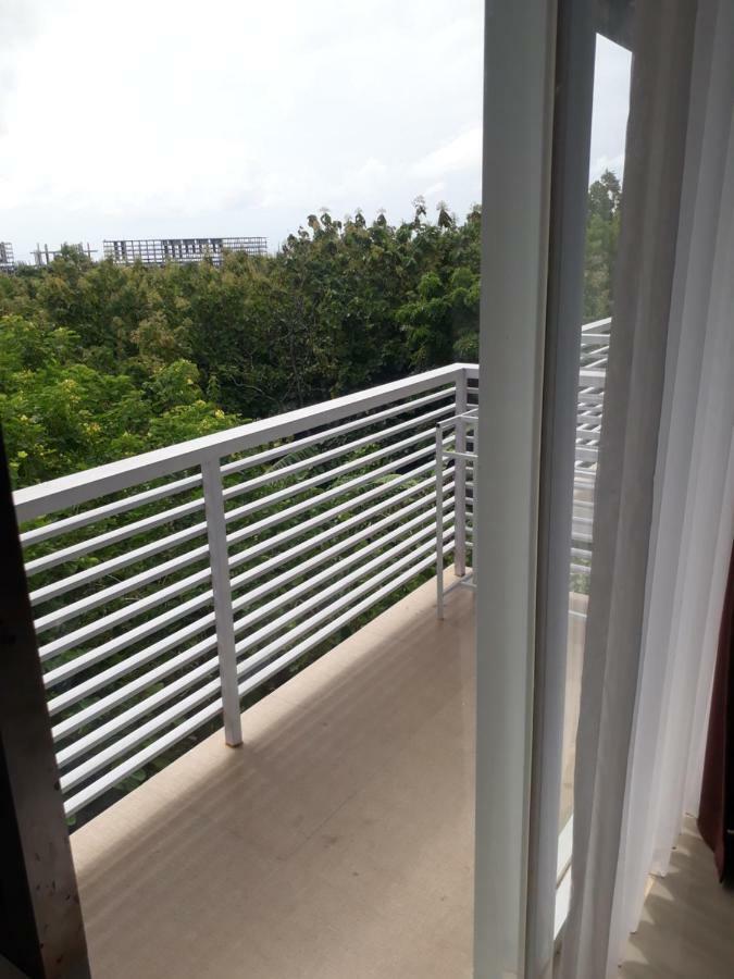 Brielle Guest House Jimbaran Екстериор снимка