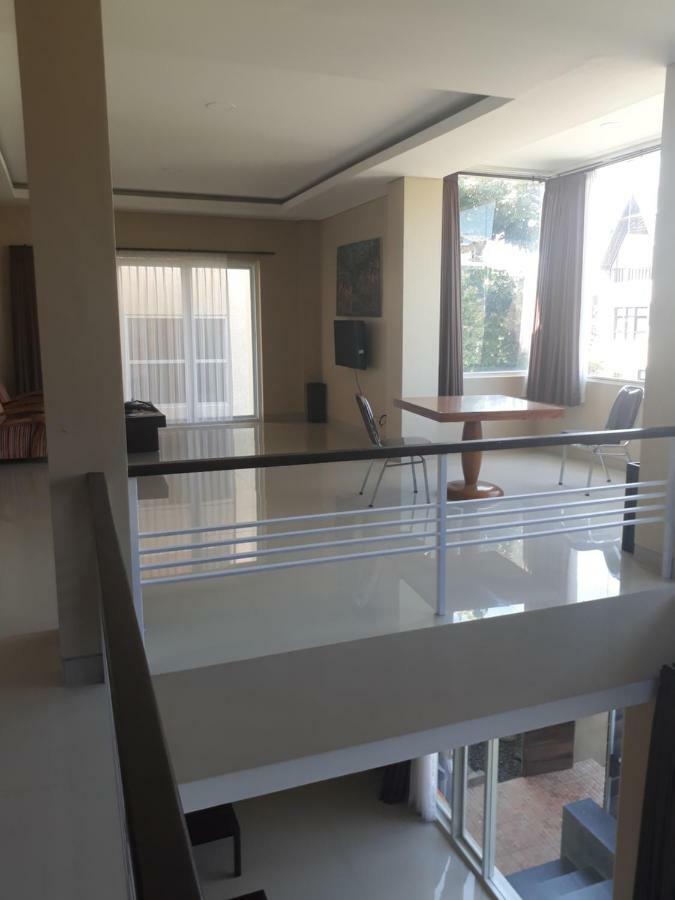 Brielle Guest House Jimbaran Екстериор снимка