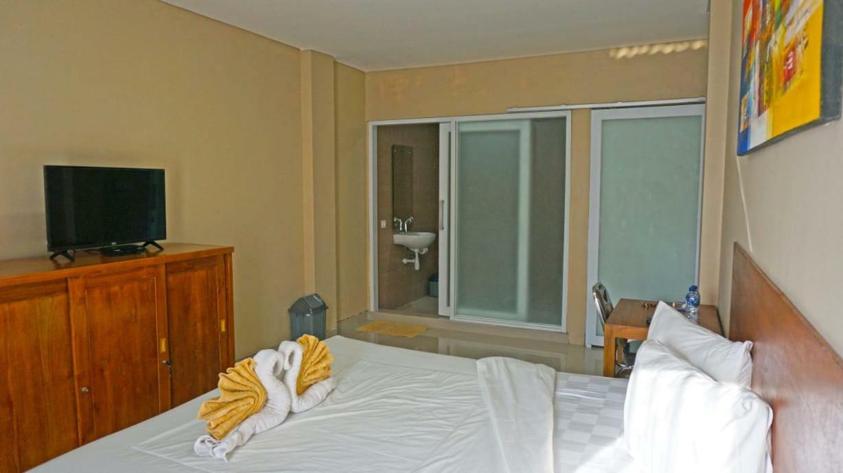 Brielle Guest House Jimbaran Екстериор снимка